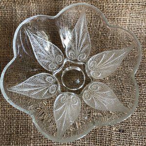 Glass Serving - Display Bowl Vintage